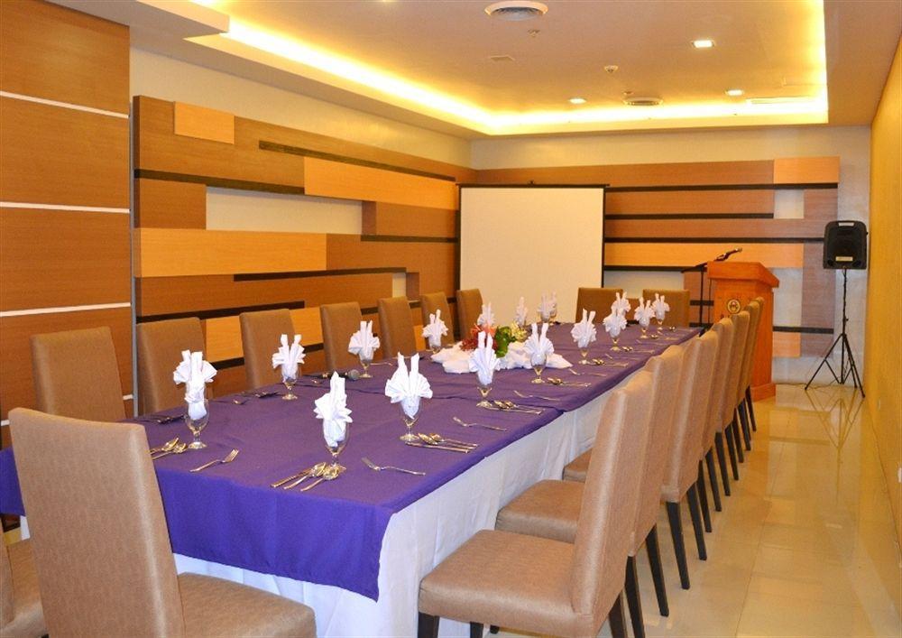 Big 8 Corporate Hotel Tagum Ngoại thất bức ảnh