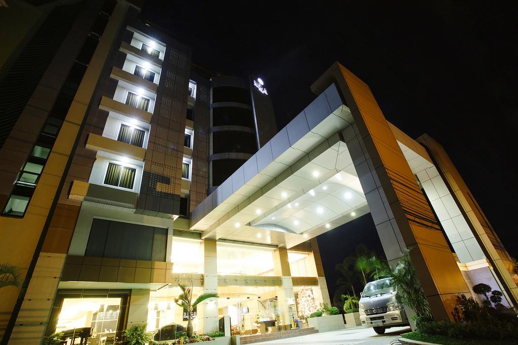 Big 8 Corporate Hotel Tagum Ngoại thất bức ảnh