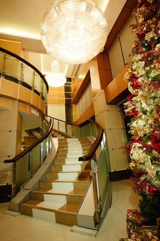Big 8 Corporate Hotel Tagum Ngoại thất bức ảnh