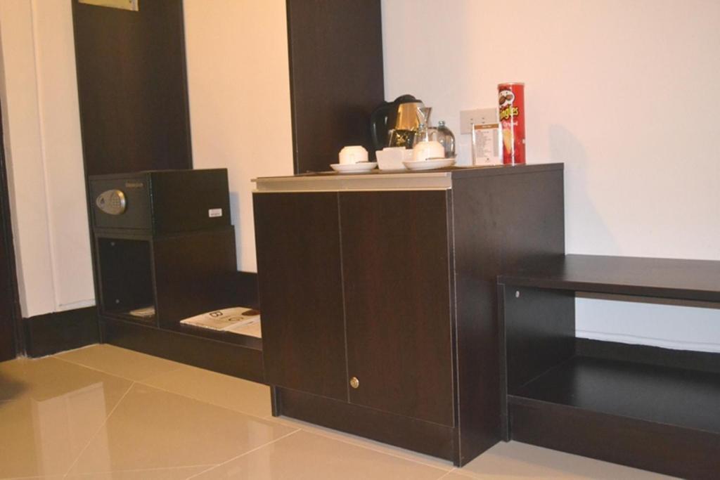 Big 8 Corporate Hotel Tagum Ngoại thất bức ảnh