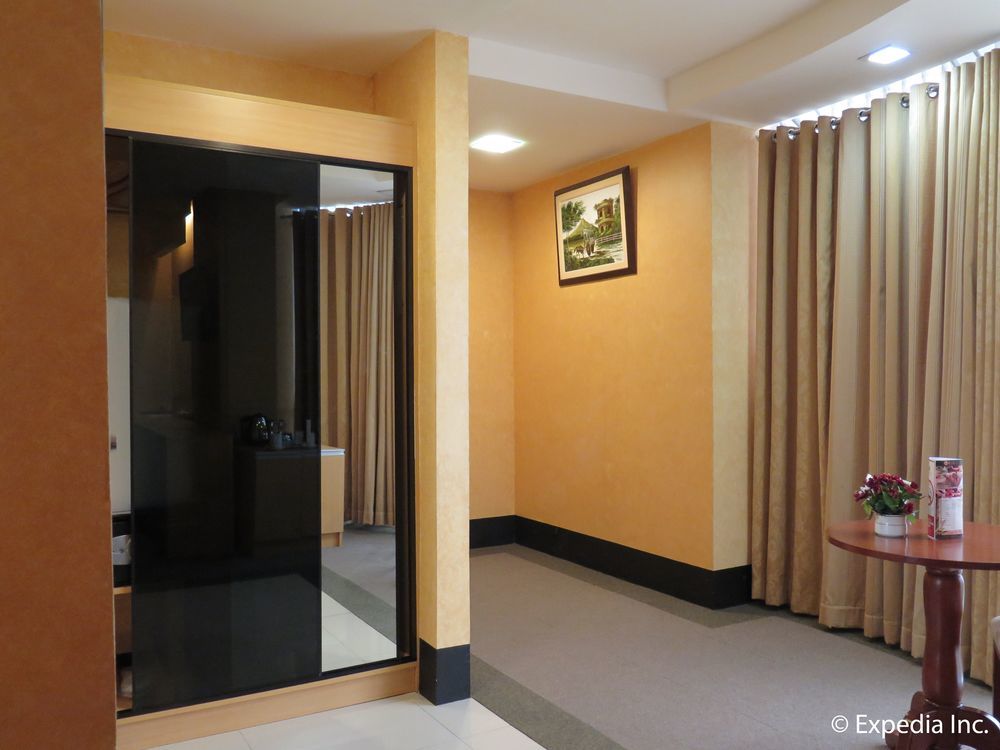 Big 8 Corporate Hotel Tagum Ngoại thất bức ảnh