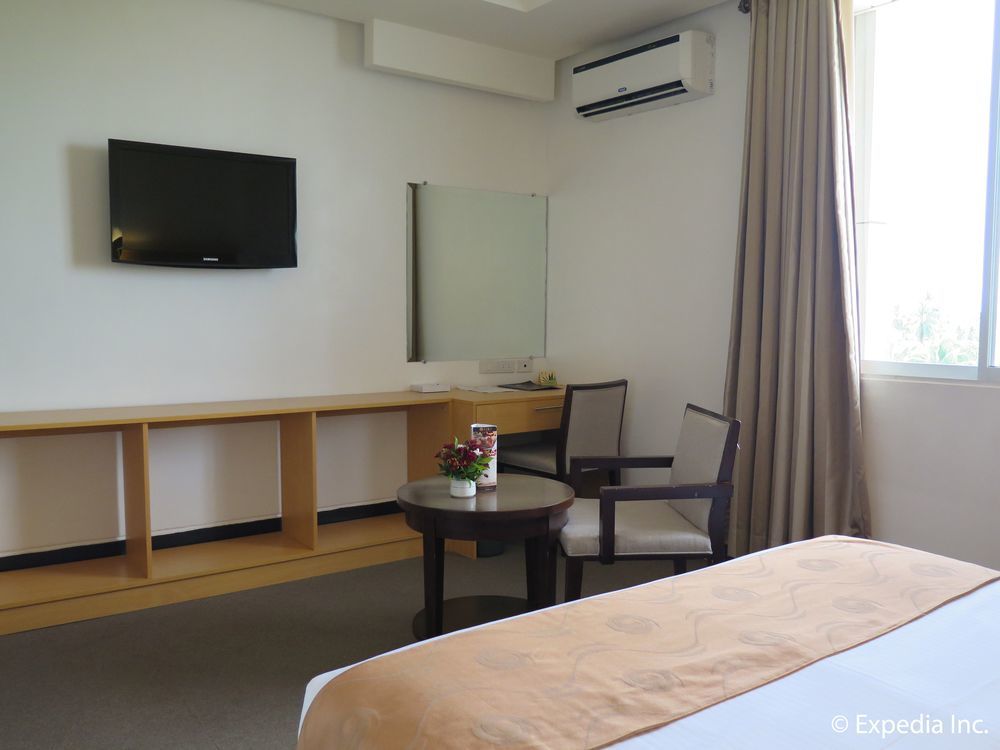 Big 8 Corporate Hotel Tagum Ngoại thất bức ảnh