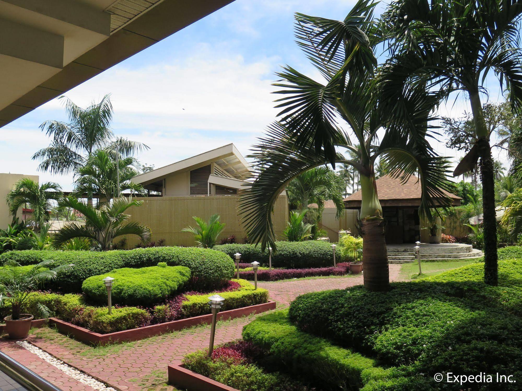 Big 8 Corporate Hotel Tagum Ngoại thất bức ảnh