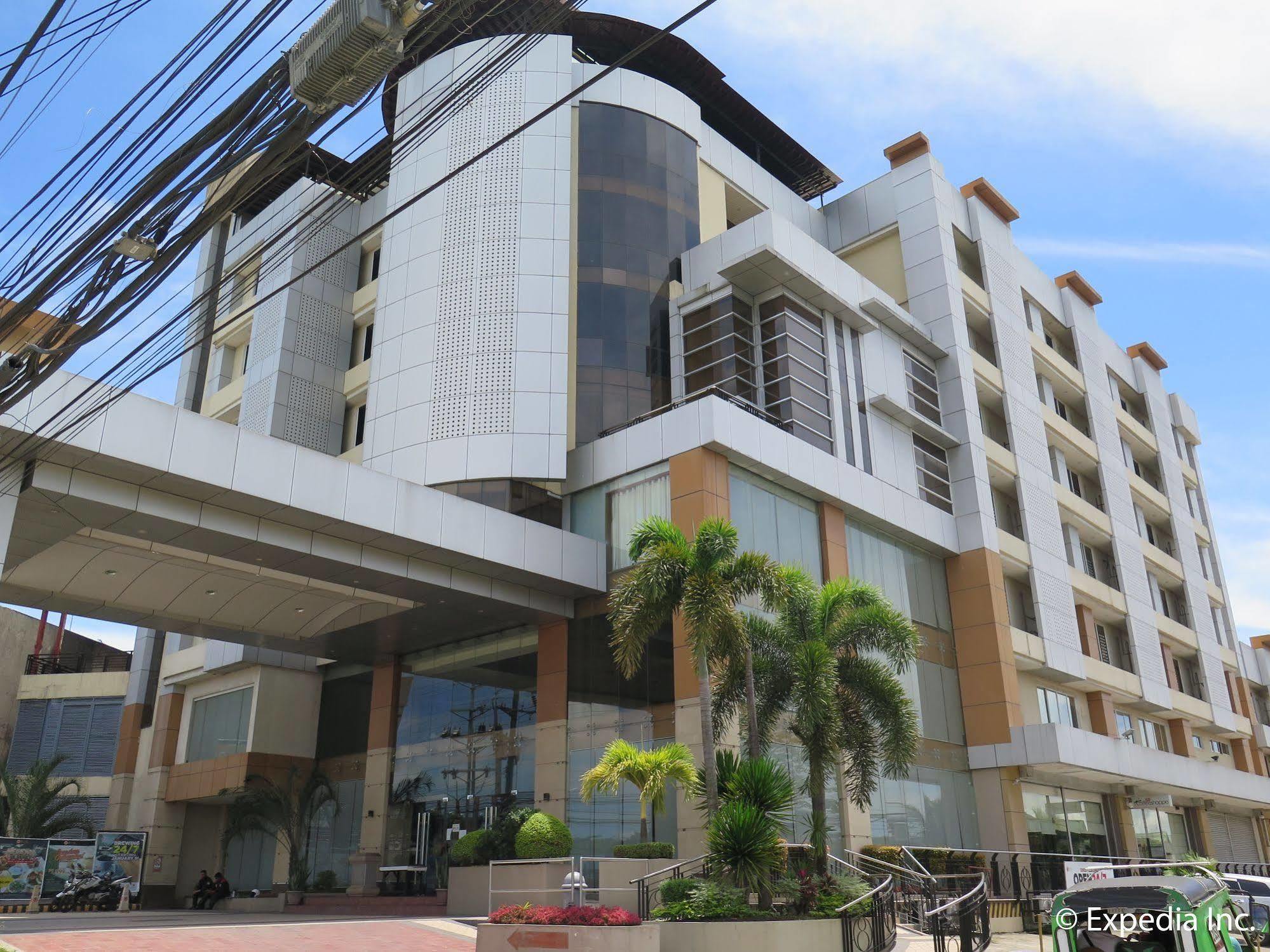 Big 8 Corporate Hotel Tagum Ngoại thất bức ảnh