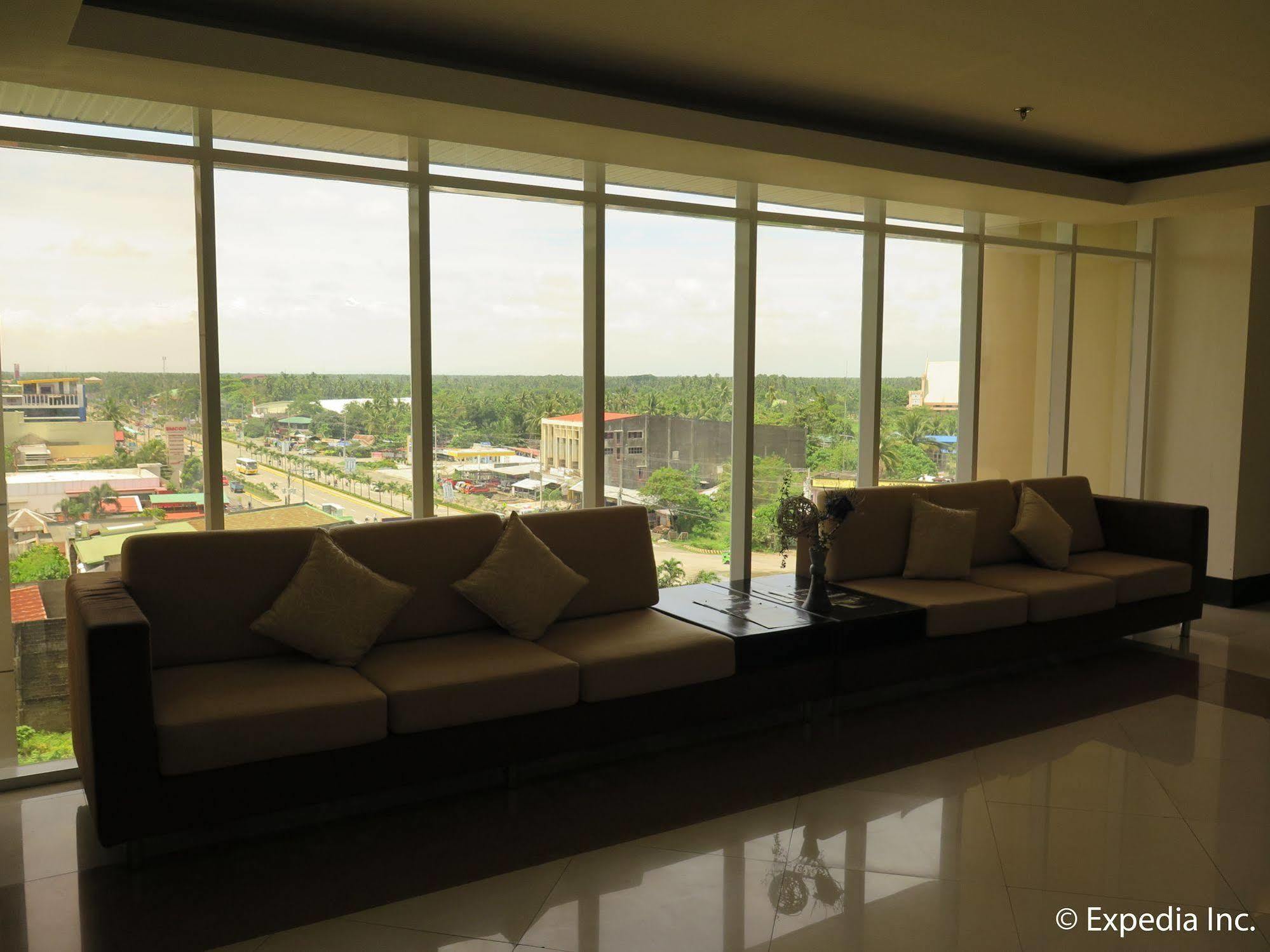 Big 8 Corporate Hotel Tagum Ngoại thất bức ảnh